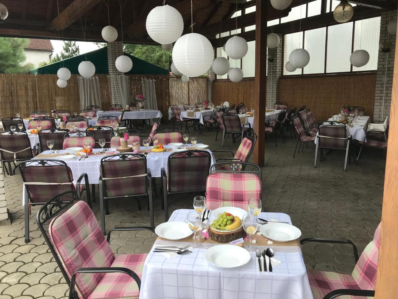 Hotel Algar Opava Exterior photo